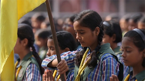 girls-holding-flag